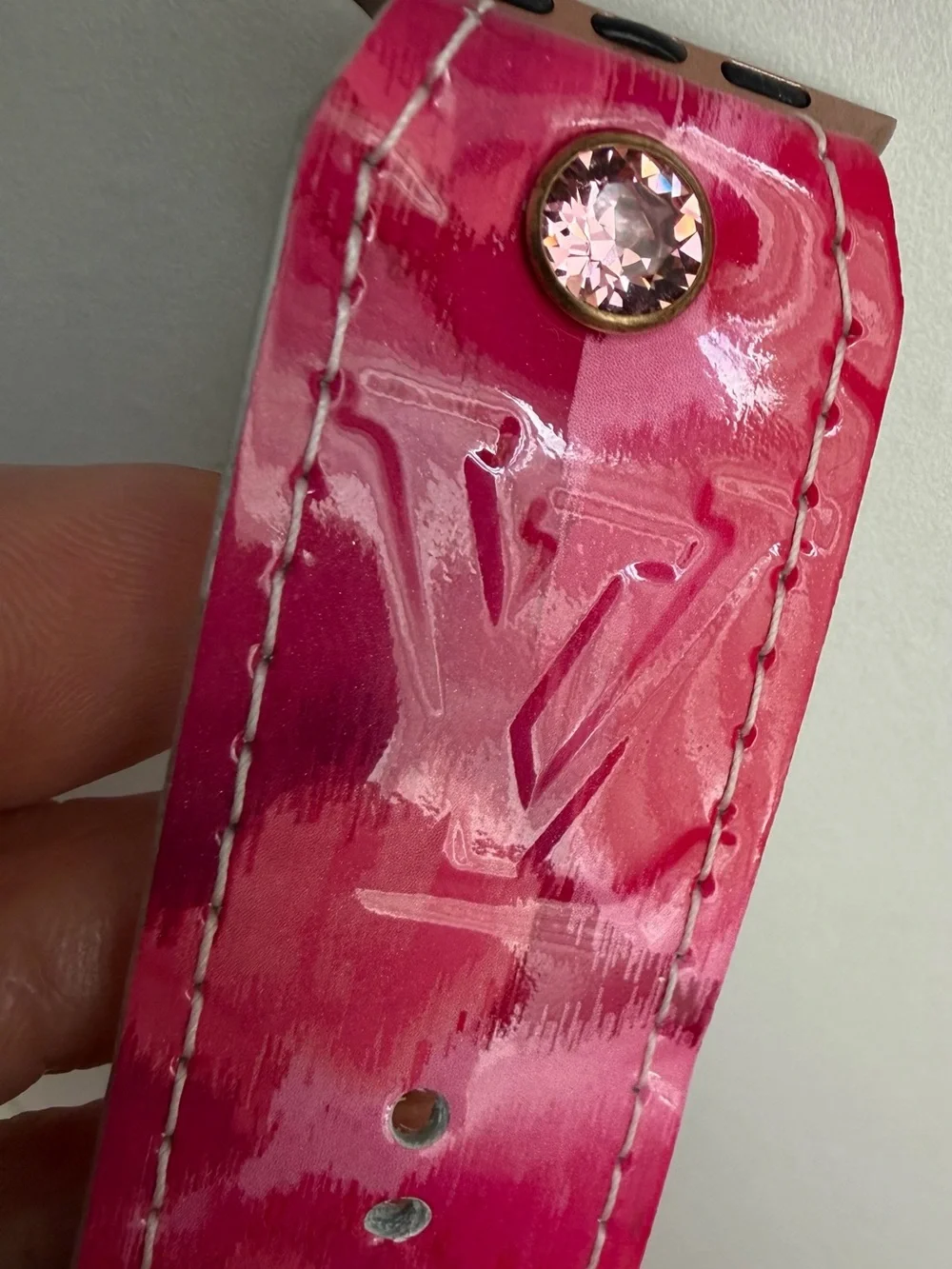 Upcycled fucshia ikat vernis Spark*l band for Apple Watch, size 2